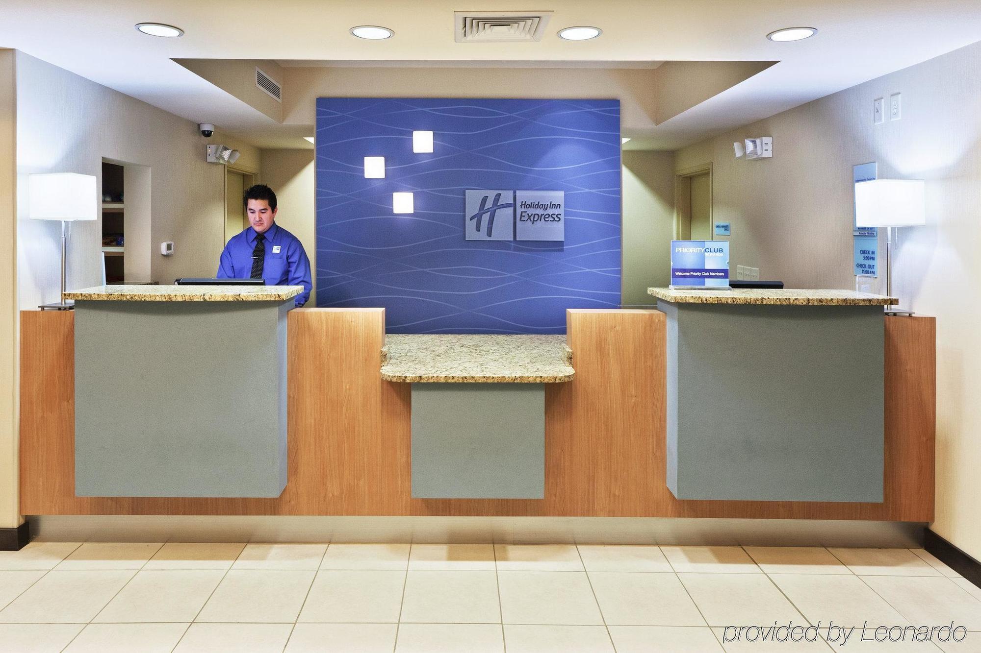 Hotel Express & Airport By Ihg El Paso