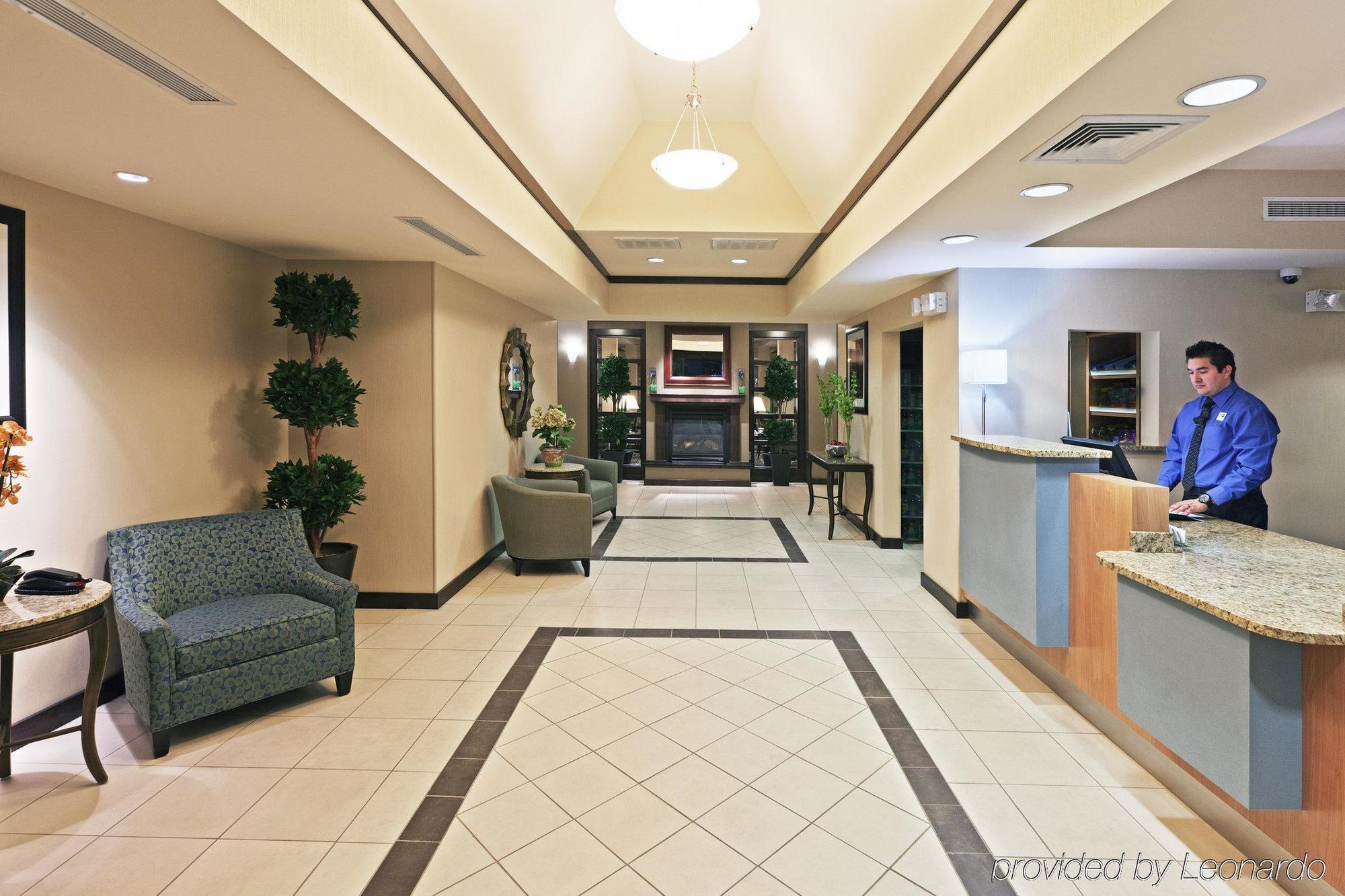 Express & Airport By Ihg Hotel